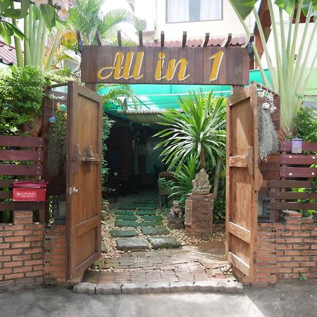 All In 1 Guesthouse Чиангмай Экстерьер фото