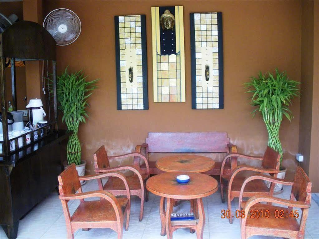 All In 1 Guesthouse Чиангмай Экстерьер фото