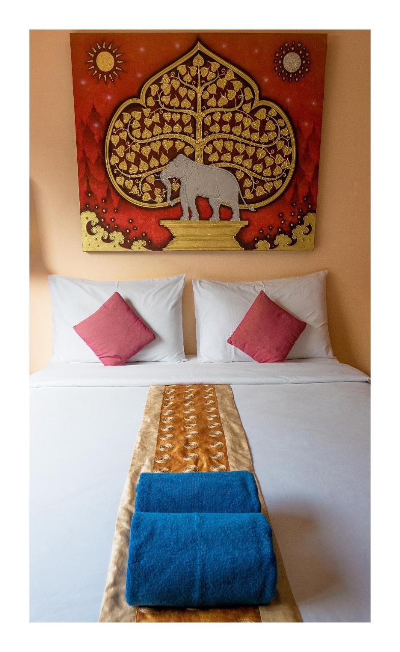 All In 1 Guesthouse Чиангмай Экстерьер фото