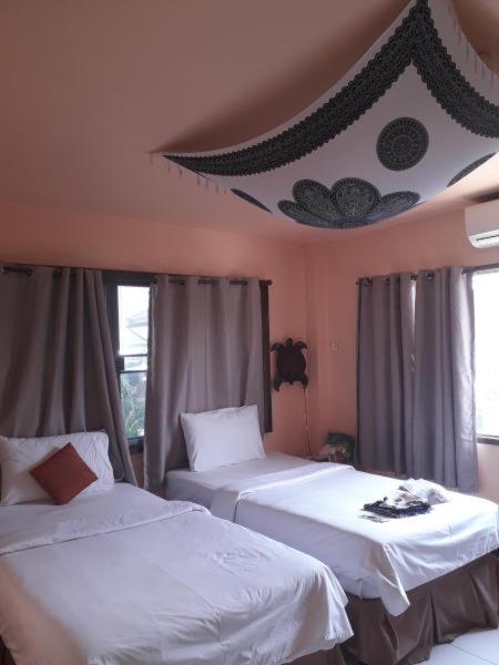 All In 1 Guesthouse Чиангмай Экстерьер фото